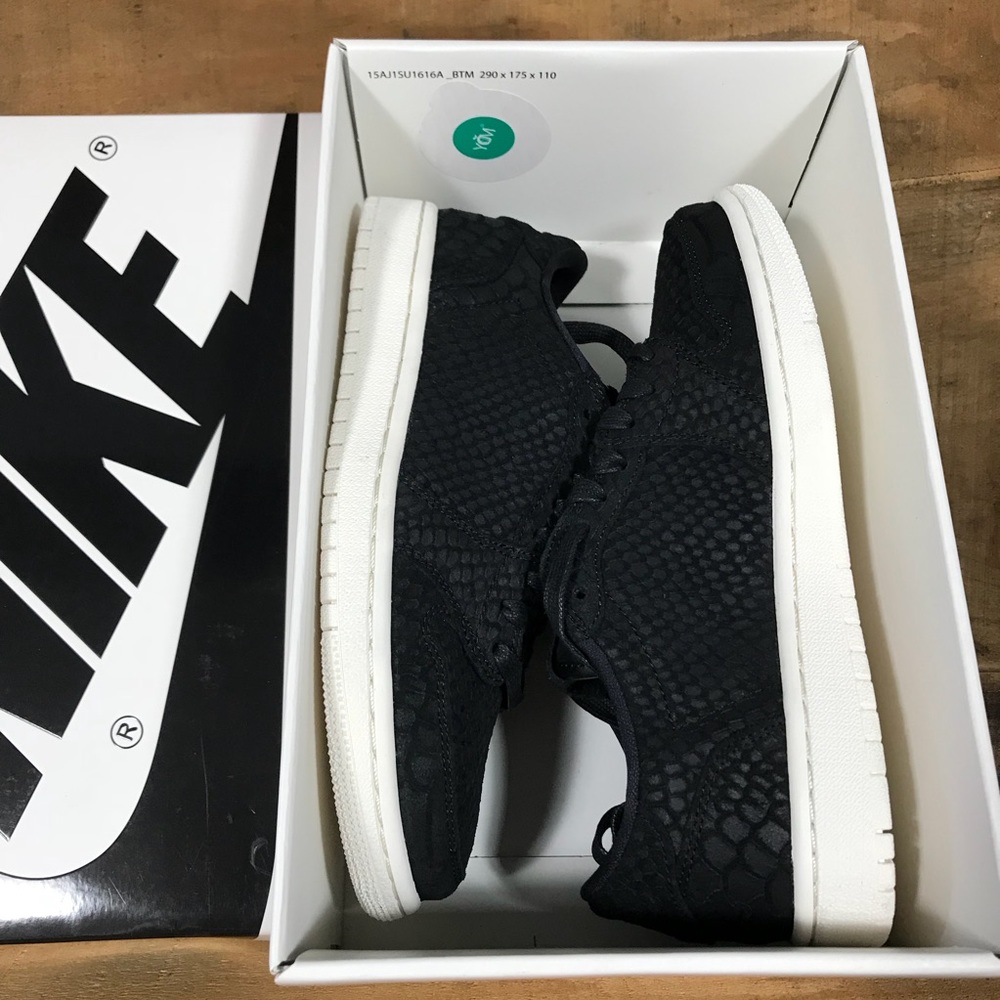 NEW Air Jordan 1 Retro Low NRG Black Python - Picture 7 of 8